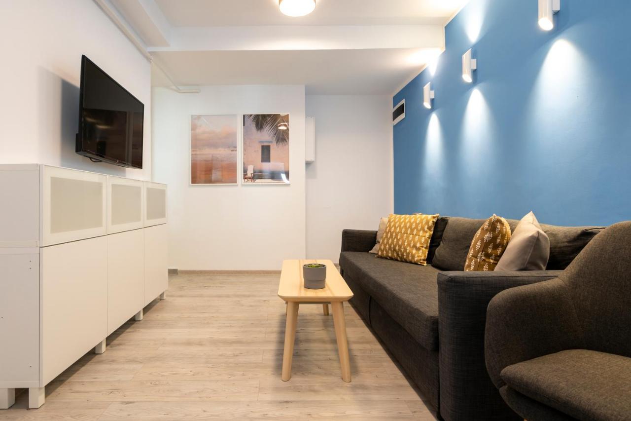 Blue Design Apartament In Magheru บูคาเรสต์ ภายนอก รูปภาพ