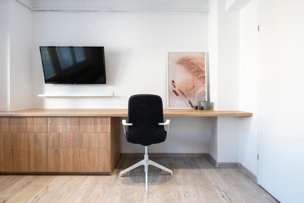 Blue Design Apartament In Magheru บูคาเรสต์ ภายนอก รูปภาพ